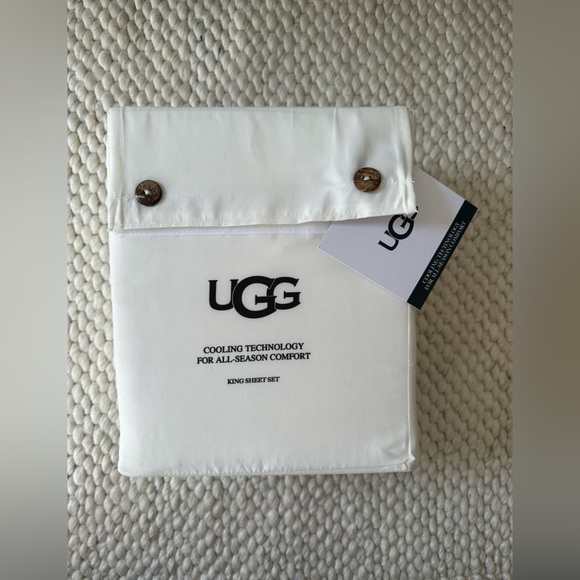 NWT UGG Full Sheet Set pillow cases Cooling Tehnologie for all season